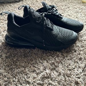 Nike Air Max 270